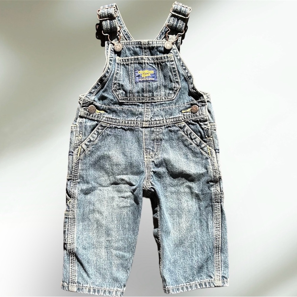 OshKosh B’gosh Vintage Denim Carpenter Baby Overalls with Snap Legs CUTE…